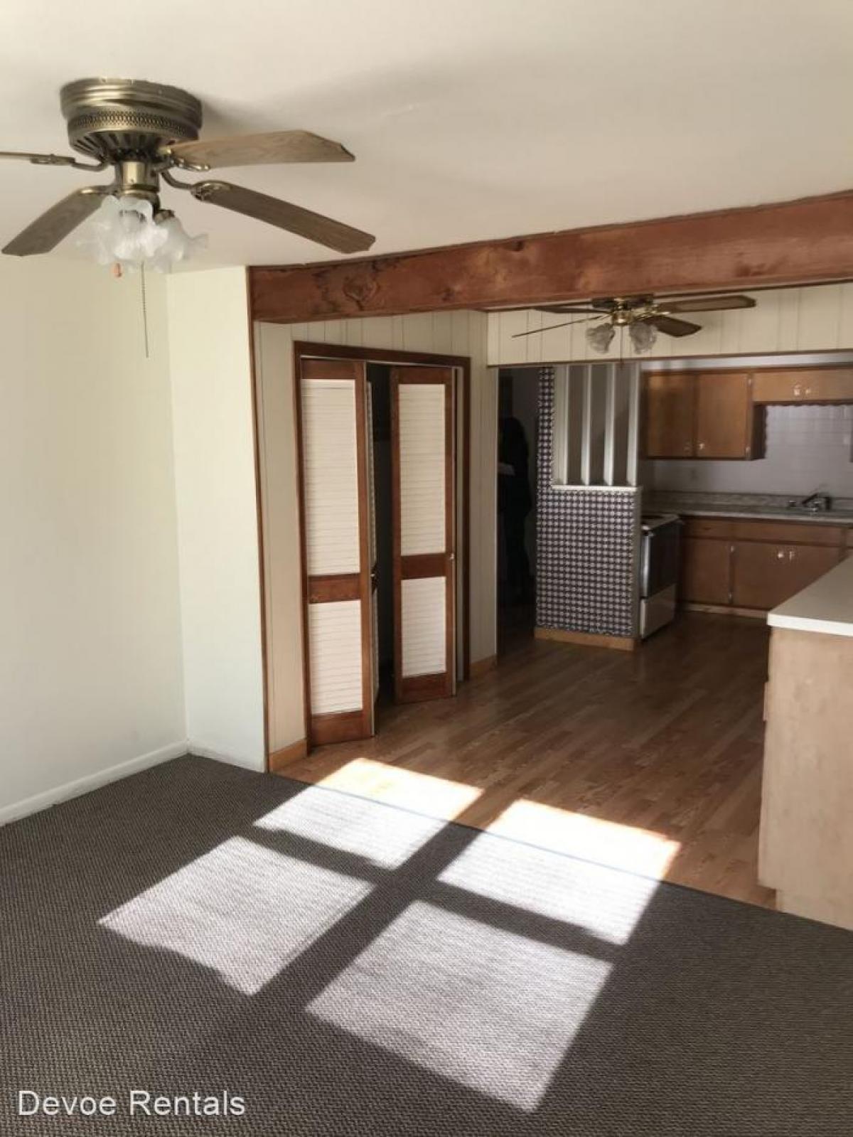 Picture of Apartment For Rent in South Milwaukee, Wisconsin, United States