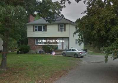 Home For Rent in Newton, Massachusetts