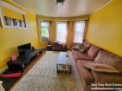 Home For Rent in Somerville, Massachusetts