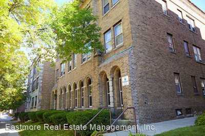 Apartment For Rent in Shorewood, Wisconsin