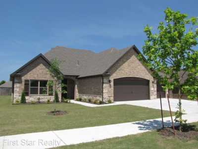 Home For Rent in Fayetteville, Arkansas