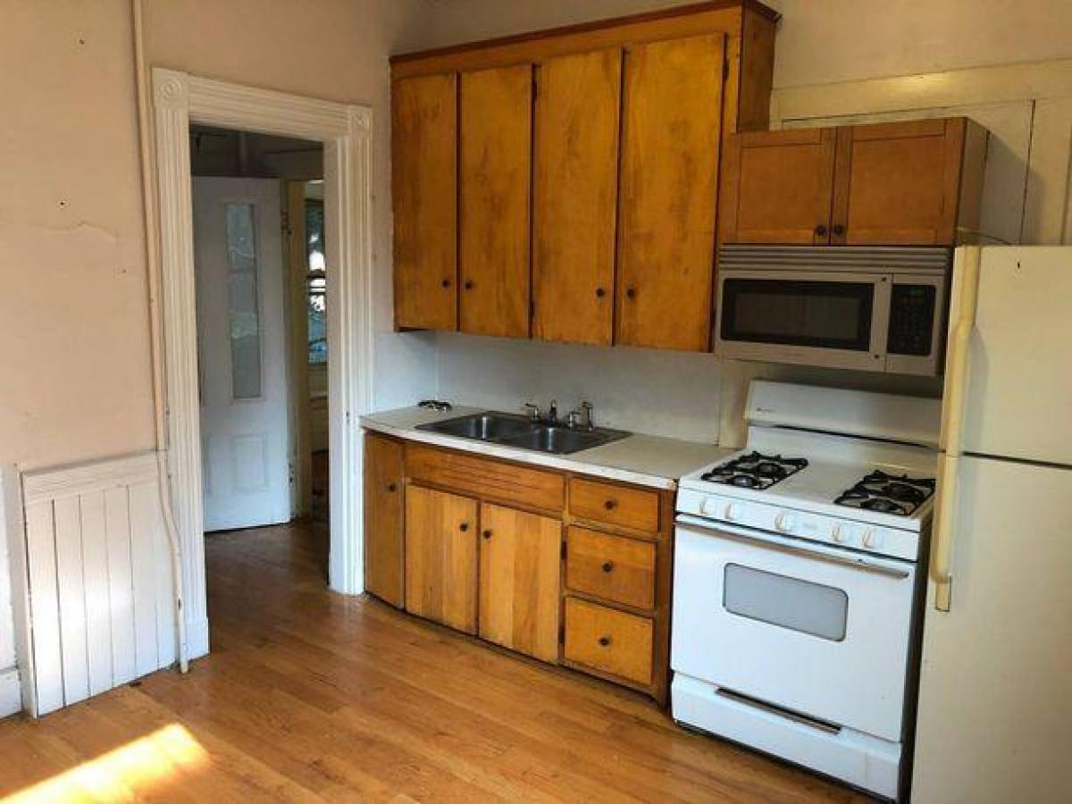 Picture of Condo For Rent in Somerville, Massachusetts, United States