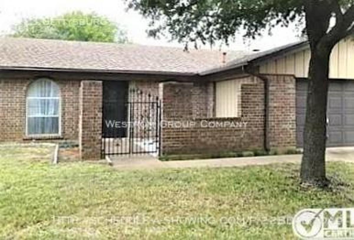 Picture of Home For Rent in Bedford, Texas, United States