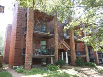 Apartment For Rent in Lake Saint Louis, Missouri