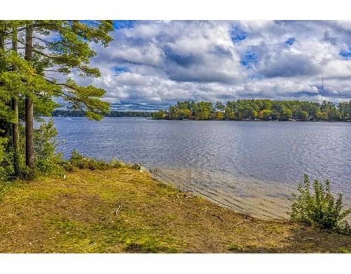 Picture of Residential Land For Sale in Freetown, Massachusetts, United States