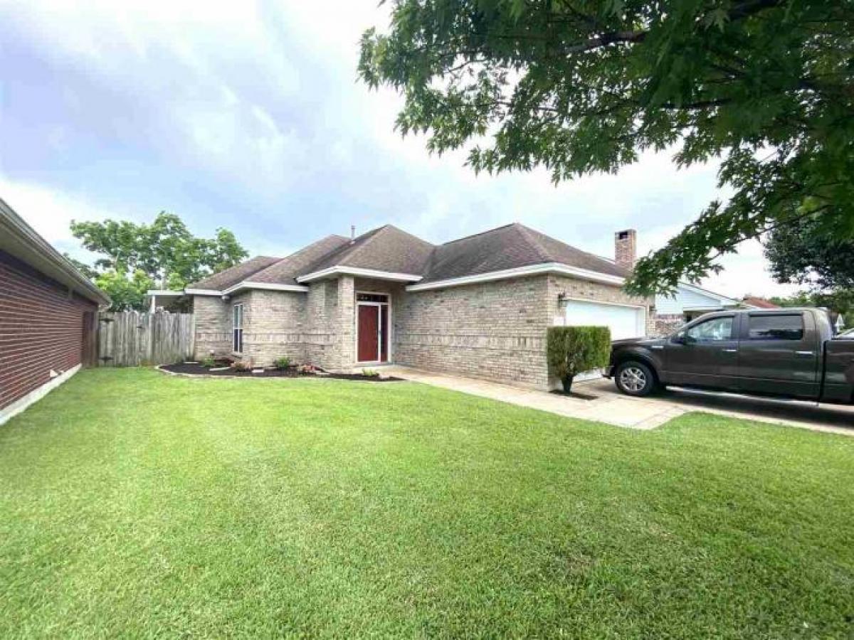 Picture of Home For Sale in Port Neches, Texas, United States