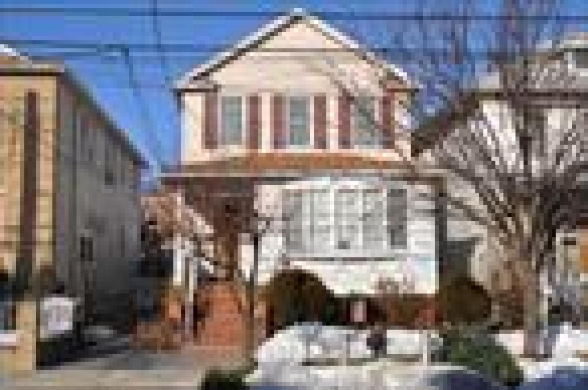 Picture of Apartment For Rent in Whitestone, New York, United States