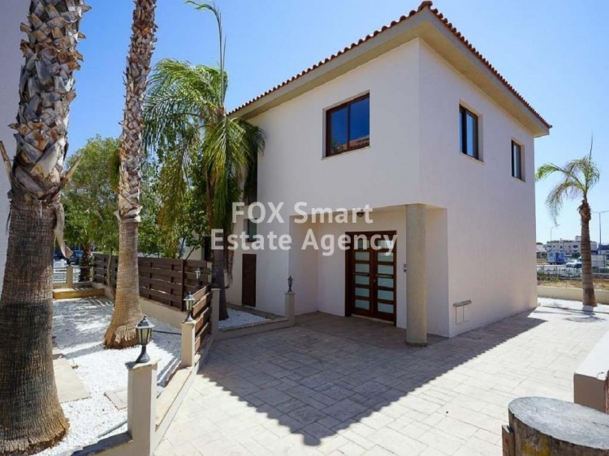 Picture of Home For Sale in Kato Polemidia, Limassol, Cyprus