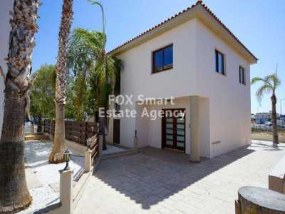 Home For Sale in Kato Polemidia, Cyprus