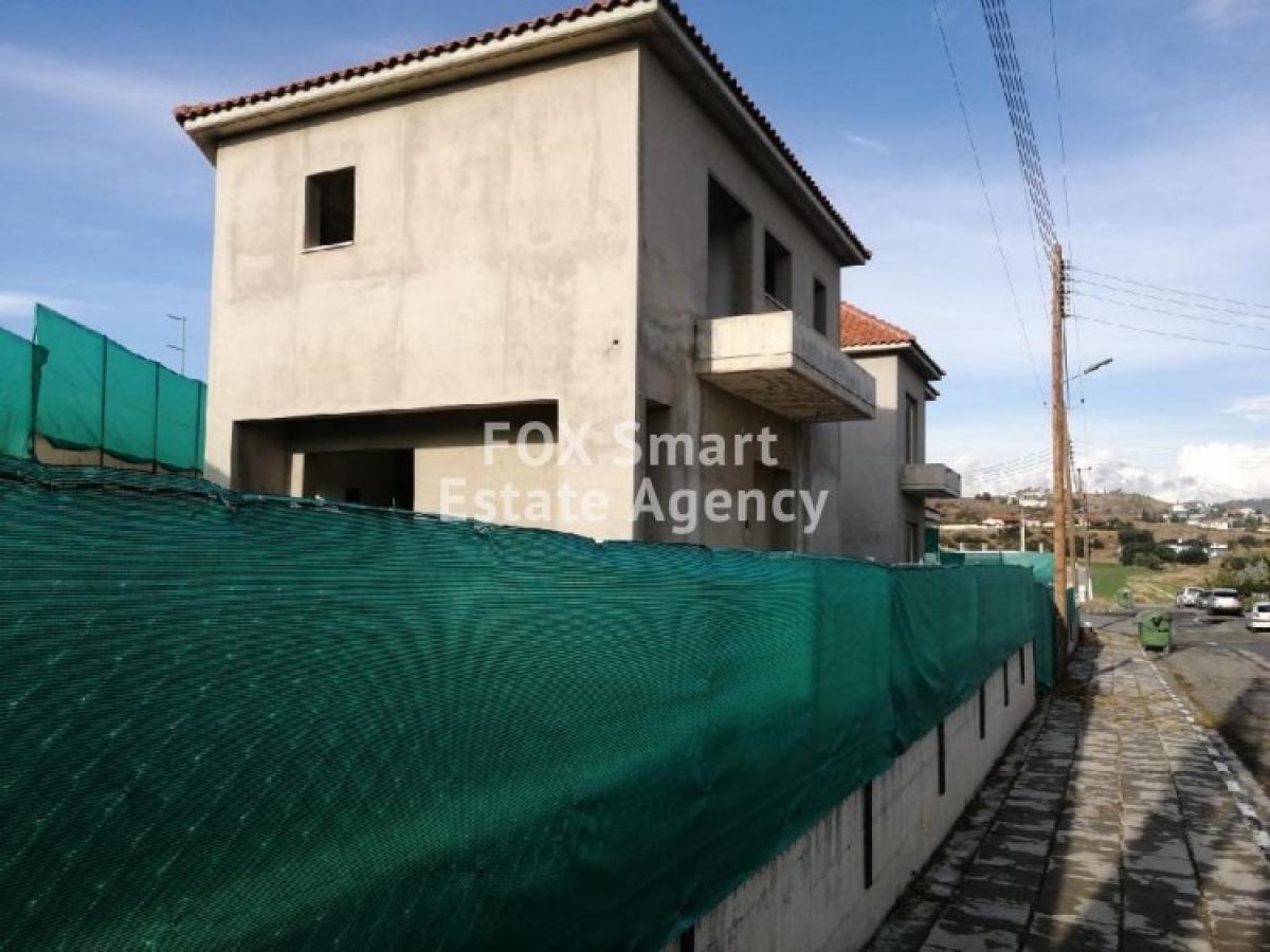 Picture of Home For Sale in Moni, Limassol, Cyprus