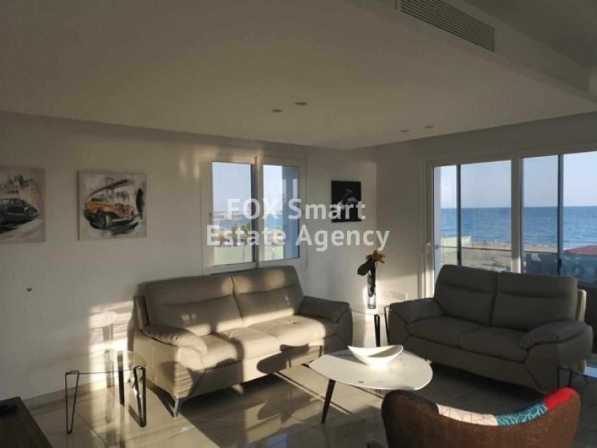 Picture of Apartment For Sale in Amathounta, Limassol, Cyprus