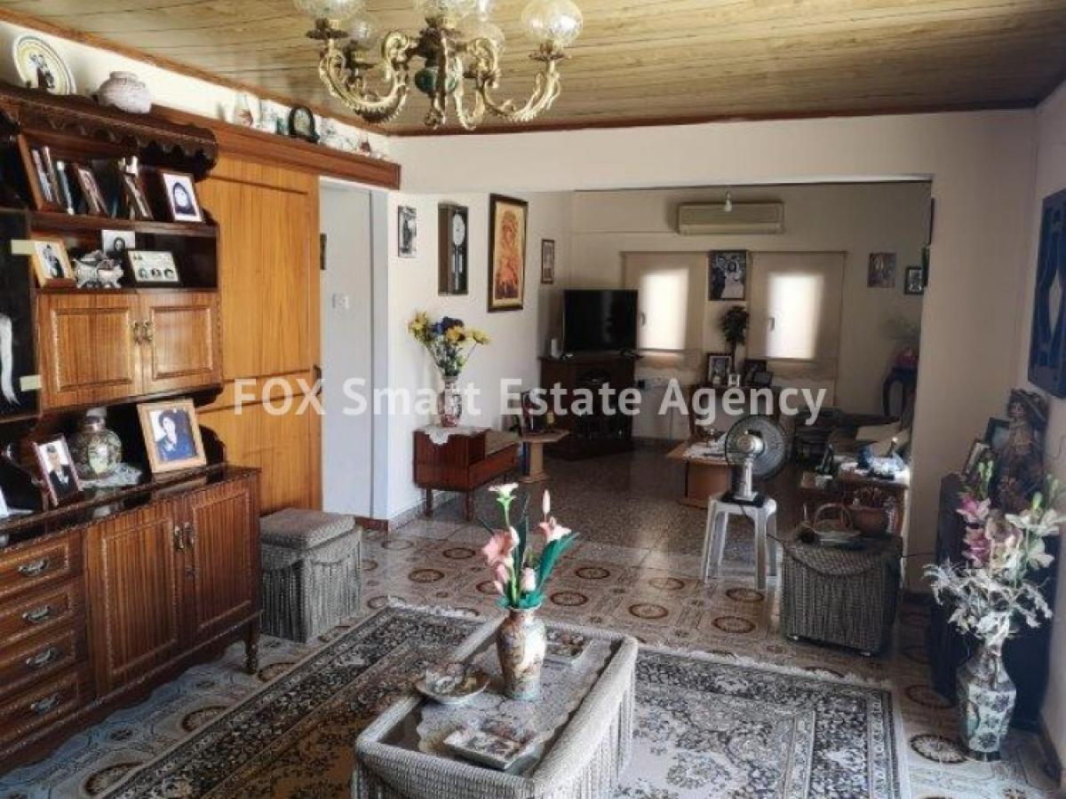 Picture of Home For Sale in Kato Polemidia, Limassol, Cyprus