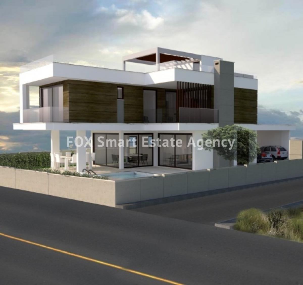 Picture of Home For Sale in Agios Tychon, Limassol, Cyprus