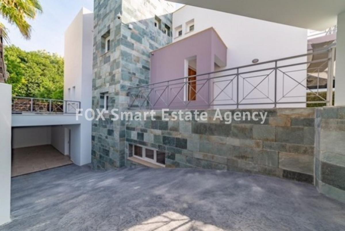 Picture of Home For Sale in Agios Tychon, Limassol, Cyprus