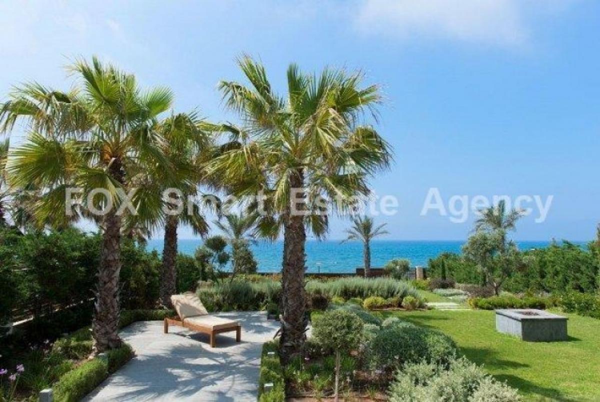 Picture of Home For Sale in Agios Tychon, Limassol, Cyprus