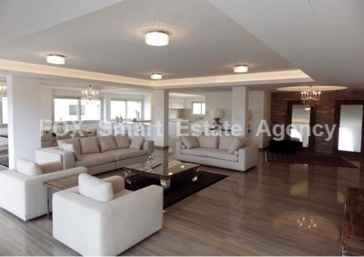 Picture of Apartment For Sale in Agios Tychon, Limassol, Cyprus