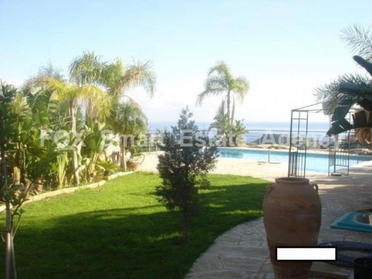 Picture of Home For Sale in Agios Tychon, Limassol, Cyprus