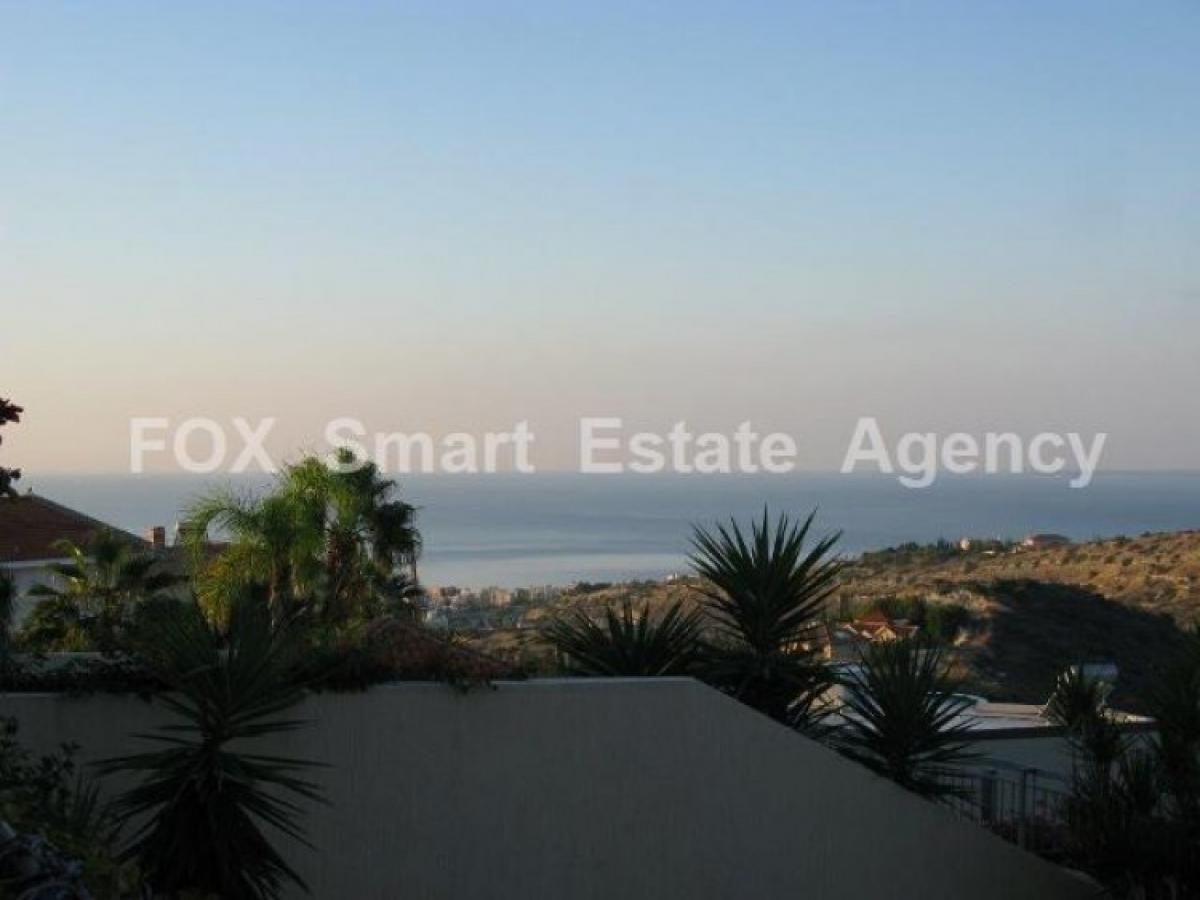 Picture of Home For Sale in Agios Tychon, Limassol, Cyprus