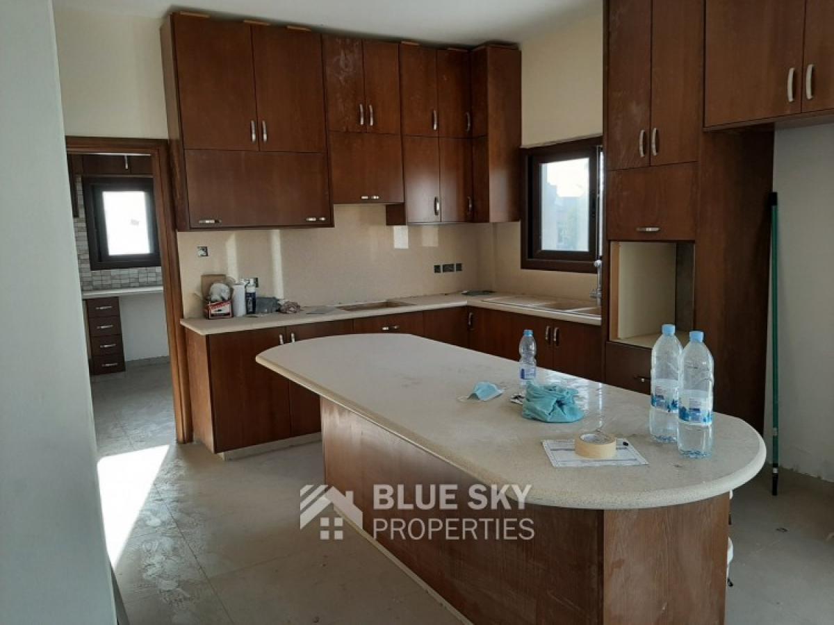 Picture of Home For Sale in Trachoni, Limassol, Cyprus