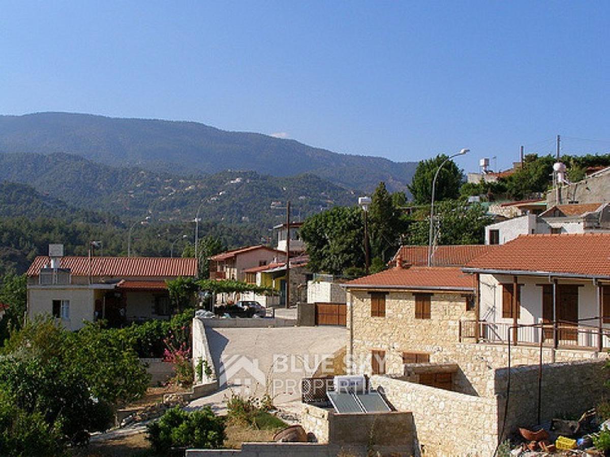 Picture of Home For Sale in Trimiklini, Limassol, Cyprus