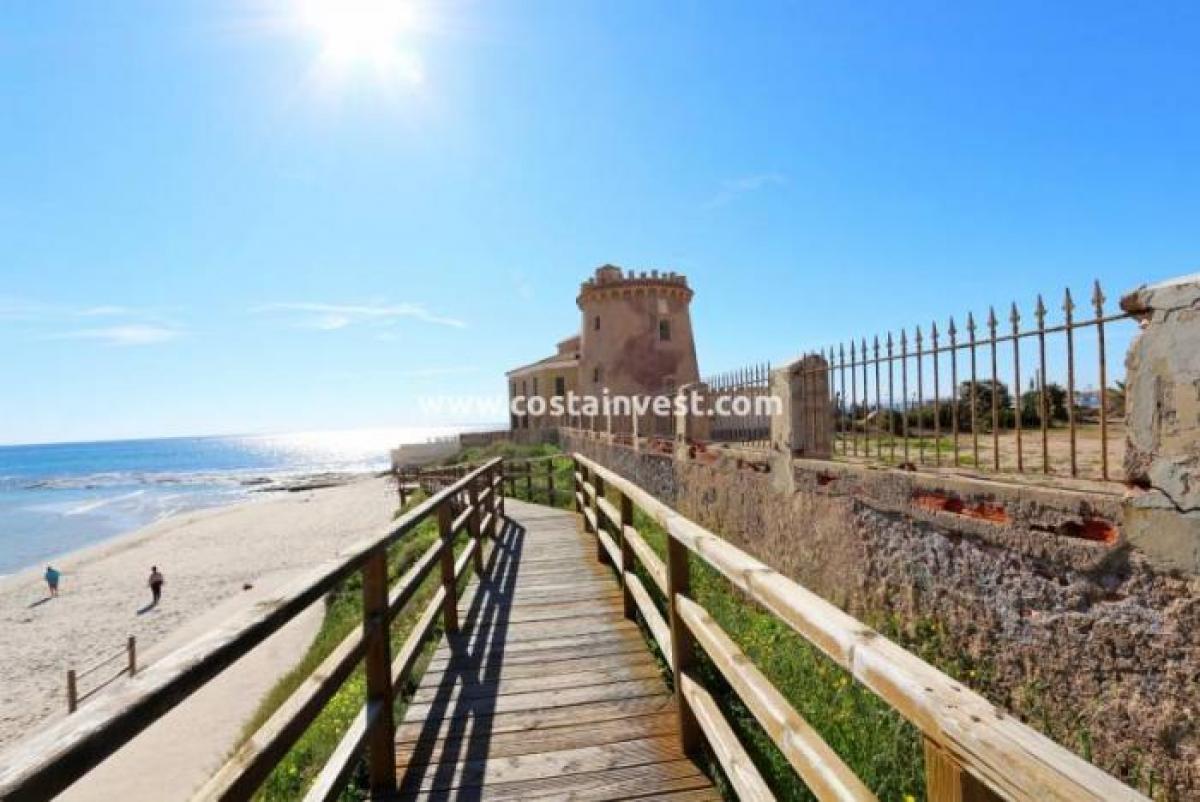 Picture of Villa For Sale in Torre De La Horadada, Alicante, Spain