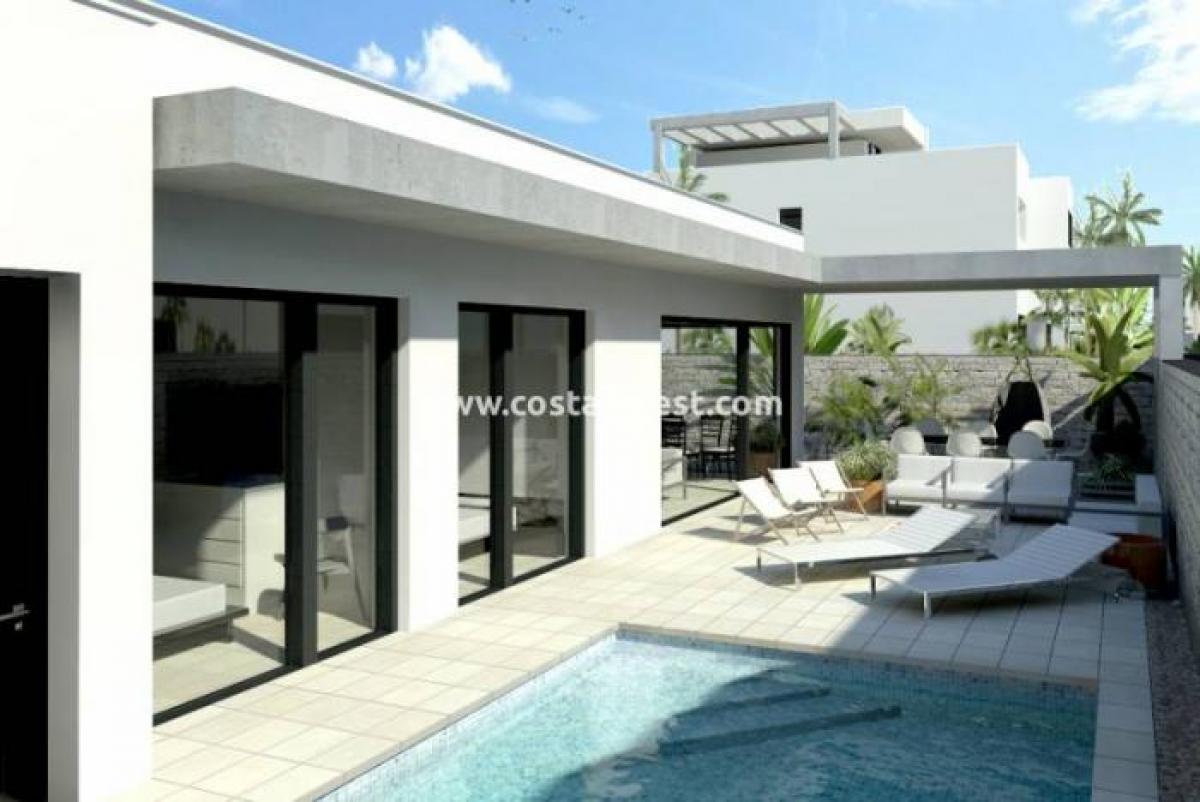 Picture of Villa For Sale in Torre De La Horadada, Alicante, Spain