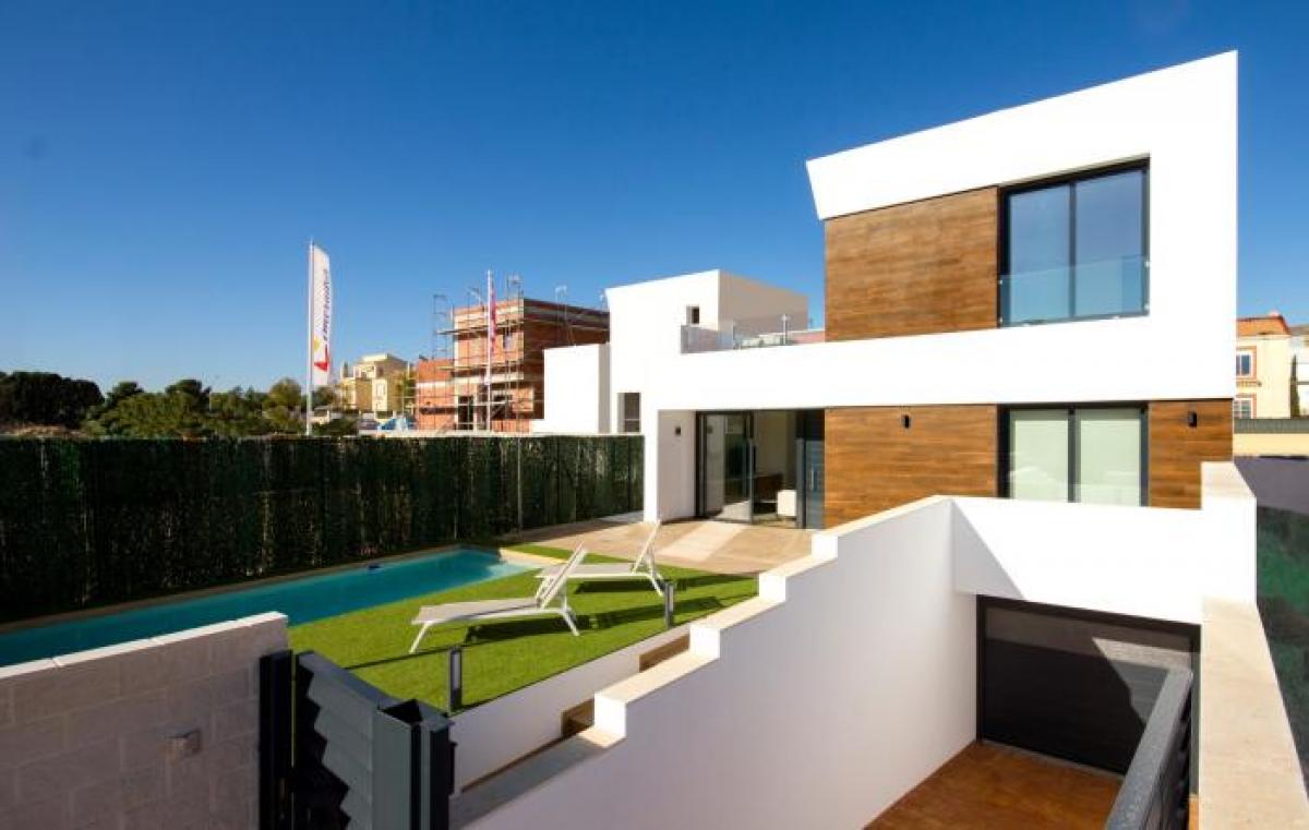 Picture of Villa For Sale in El Campello, Alicante, Spain