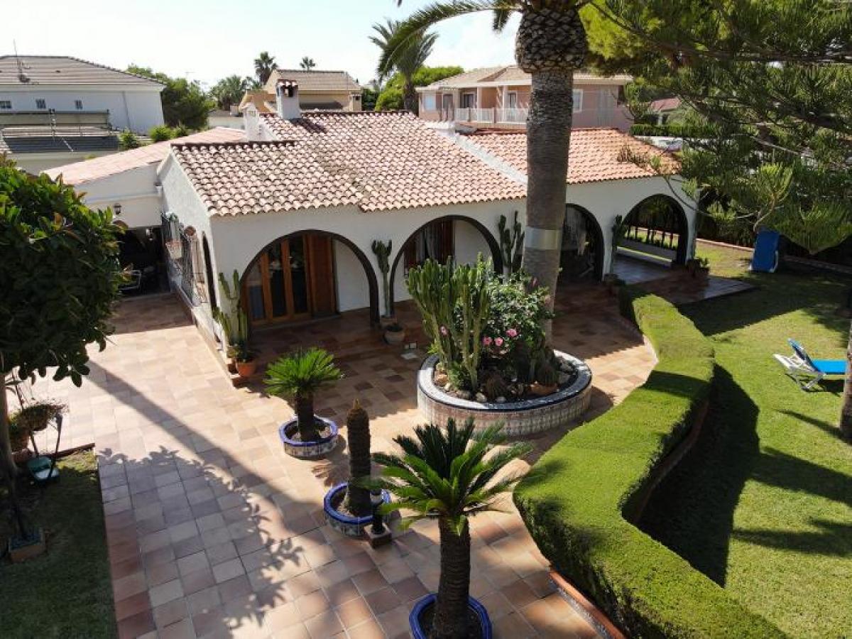 Picture of Villa For Rent in Orihuela Costa, Alicante, Spain