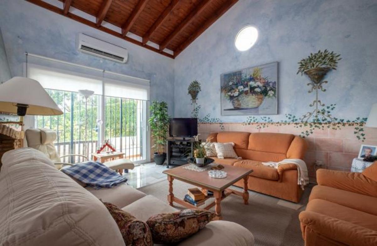 Picture of Apartment For Sale in Calahonda, Malaga, Spain