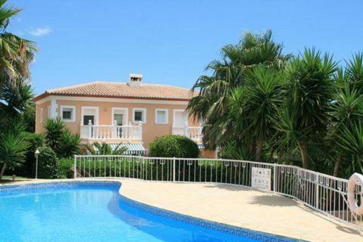 Picture of Bungalow For Sale in Calpe, Alicante, Spain