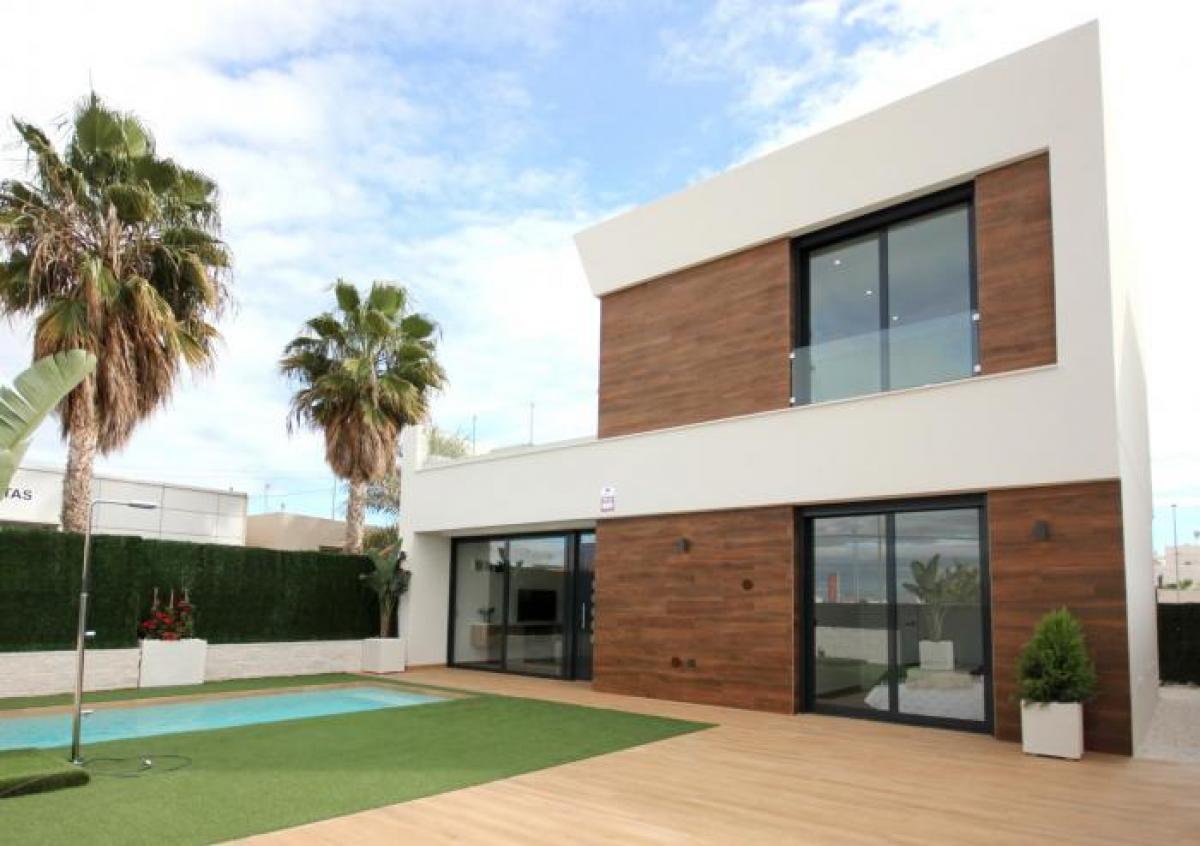 Picture of Villa For Sale in El Campello, Alicante, Spain