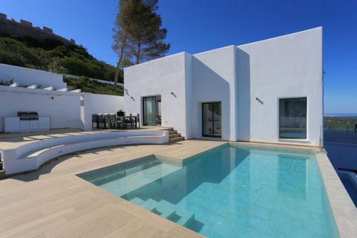 Picture of Villa For Sale in Denia, Alicante, Spain