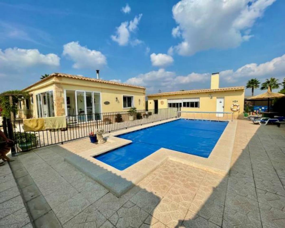 Picture of Home For Sale in Crevillente, Alicante, Spain