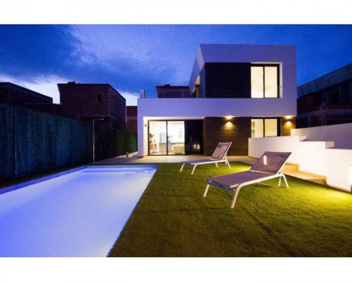 Picture of Villa For Sale in El Campello, Alicante, Spain