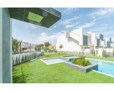 Bungalow For Sale in Torrevieja, Spain