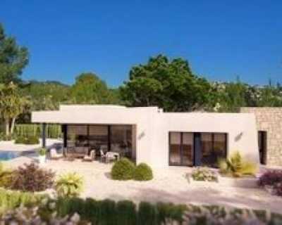 Villa For Sale in Benissa Costa, Spain