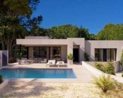 Villa For Sale in Benissa Costa, Spain