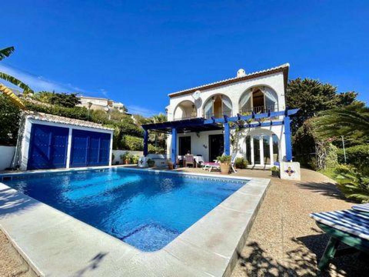 Picture of Villa For Sale in Salobrena, Granada, Spain