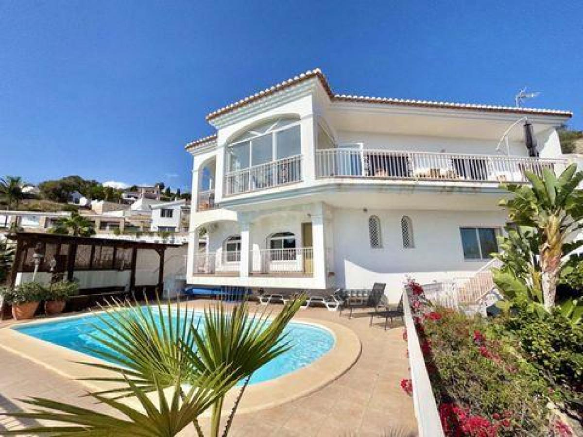 Picture of Villa For Sale in Salobrena, Granada, Spain