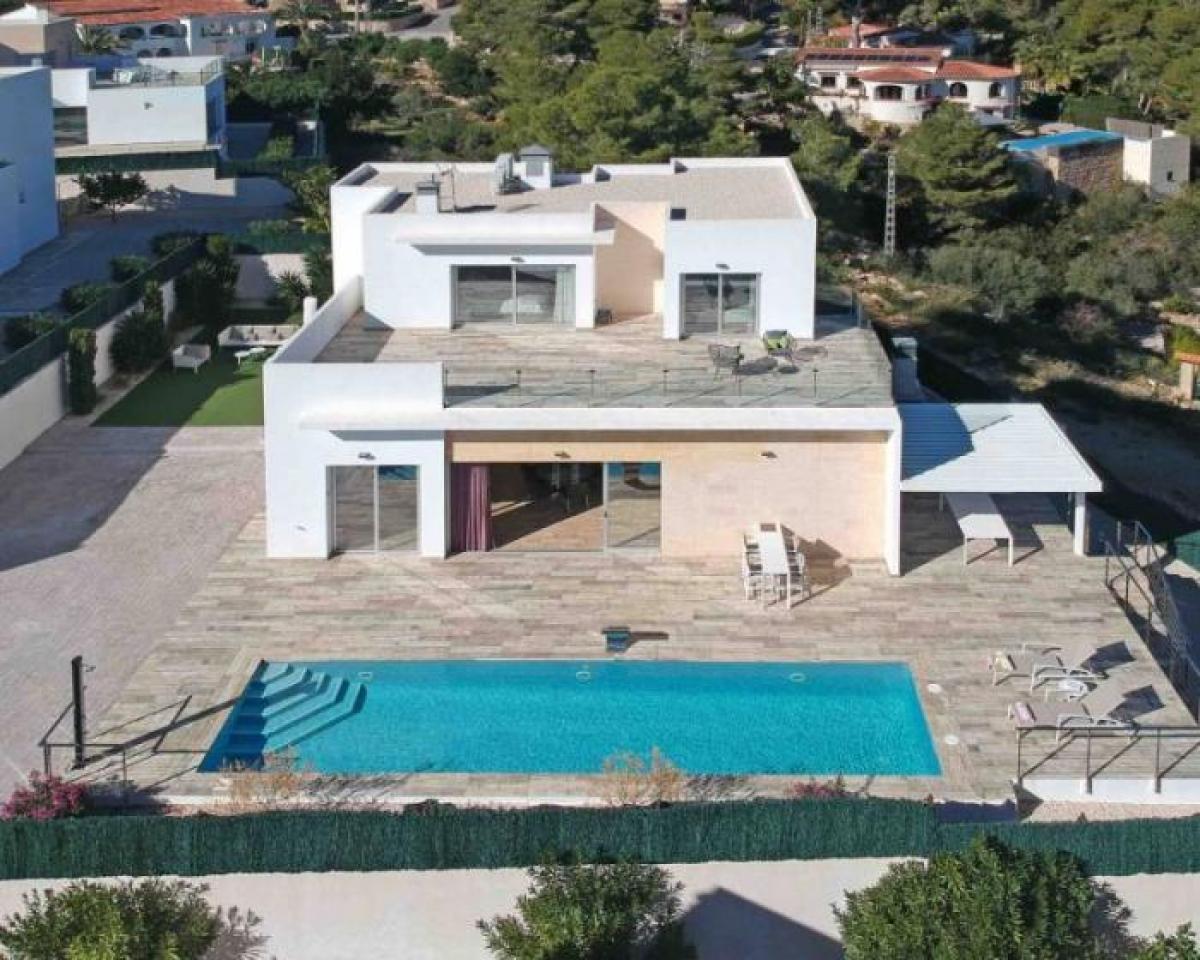 Picture of Villa For Sale in Benissa Costa, Alicante, Spain