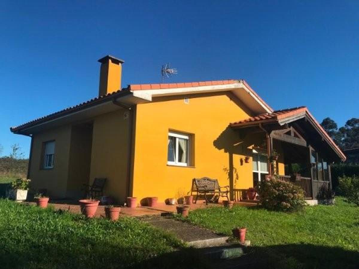 Picture of Home For Sale in Fonciello, Asturias, Spain