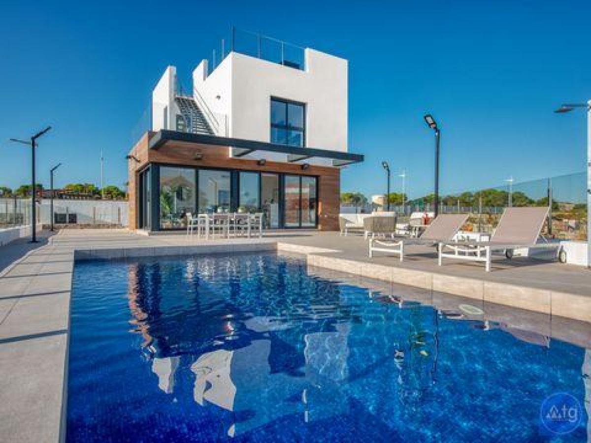 Picture of Villa For Sale in Algorfa, Alicante, Spain