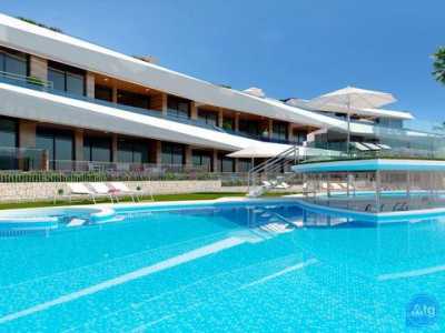 Condo For Sale in Santa Pola, Spain