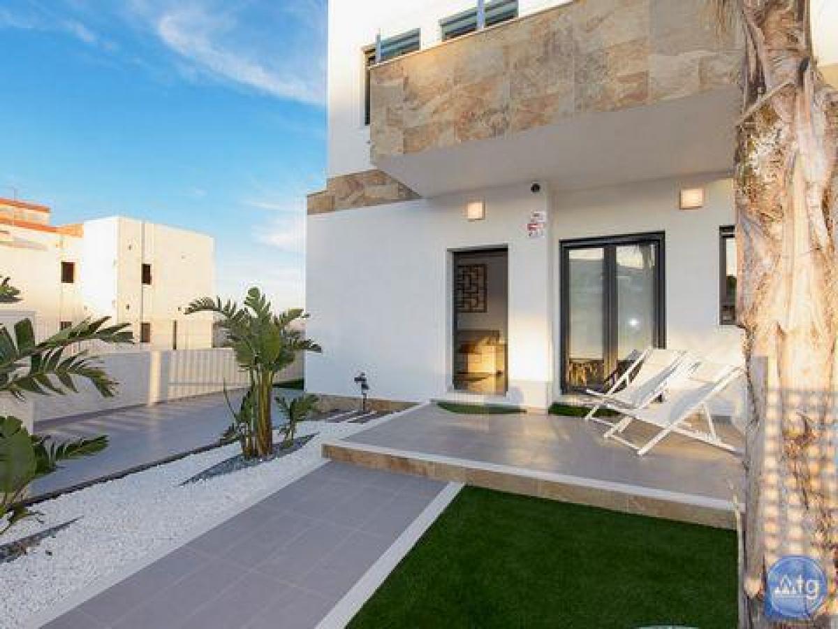 Picture of Villa For Sale in Polop, Alicante, Spain