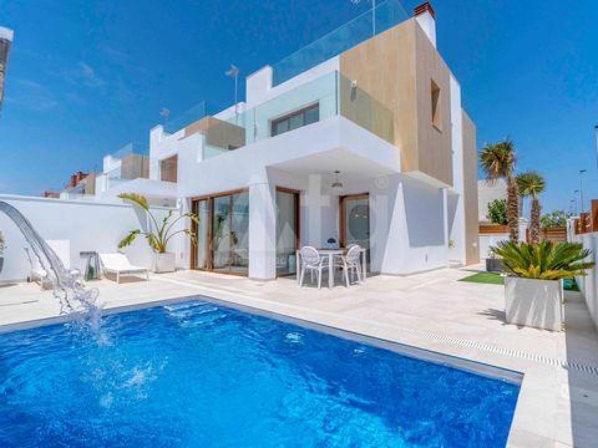 Picture of Villa For Sale in Torre De La Horadada, Alicante, Spain