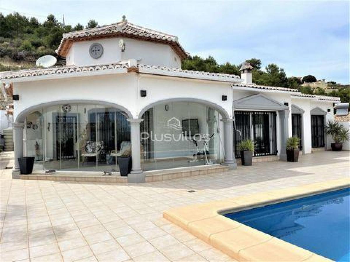 Picture of Villa For Sale in Calpe, Alicante, Spain