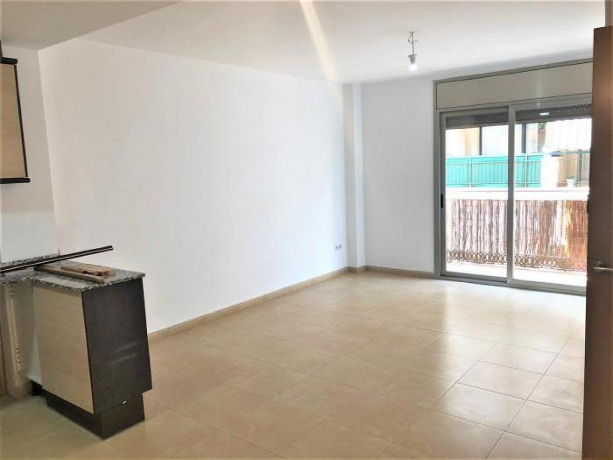 Picture of Apartment For Sale in Torredembarra, Tarragona, Spain