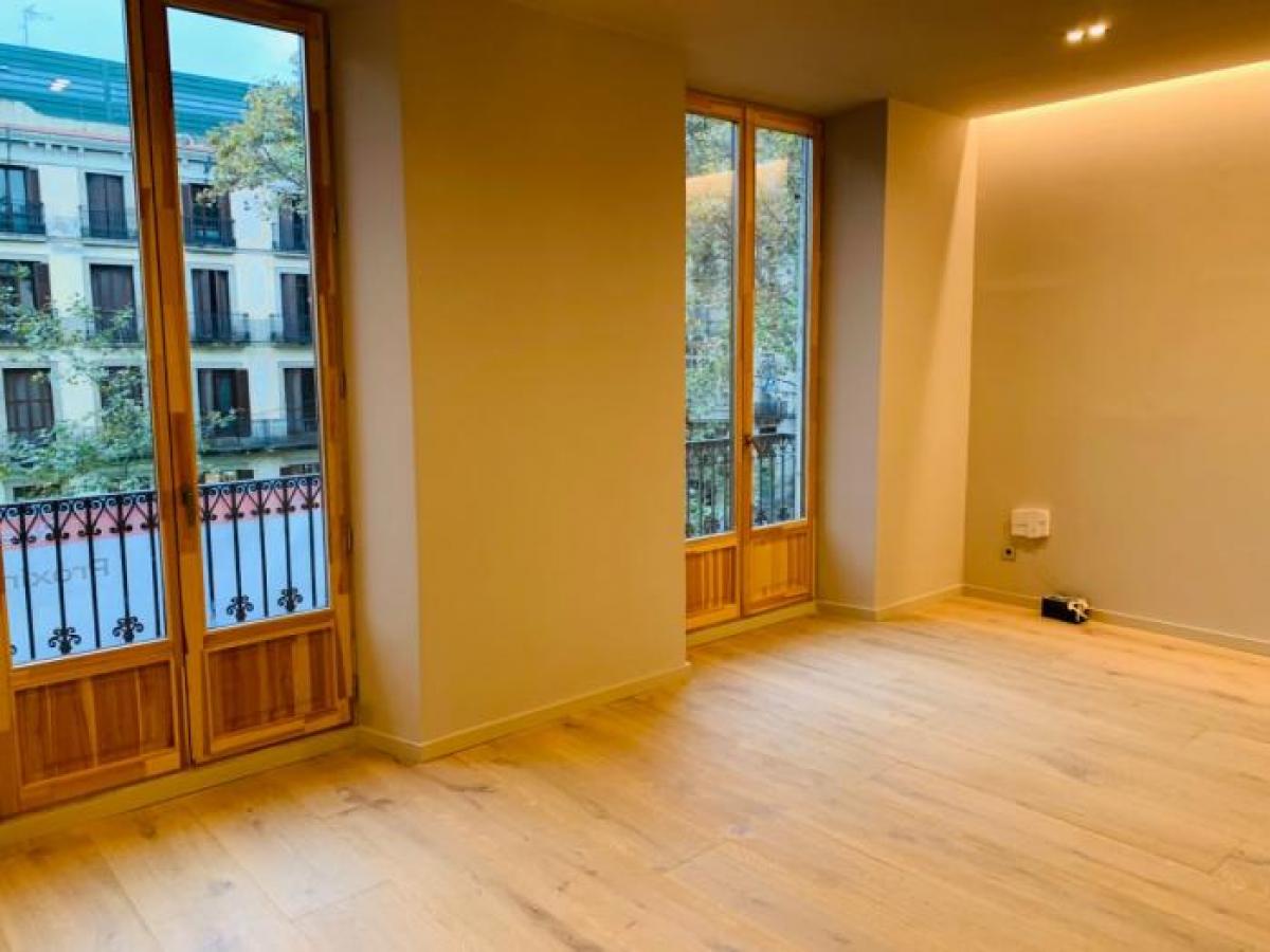 Picture of Apartment For Sale in Barcelona, Barcelona, Spain