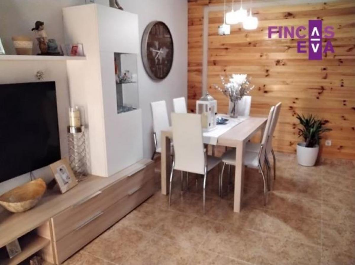 Picture of Apartment For Sale in Torredembarra, Tarragona, Spain