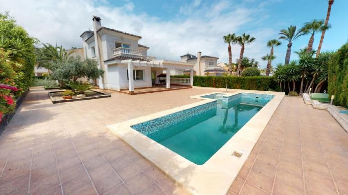 Picture of Villa For Sale in El Campello, Alicante, Spain